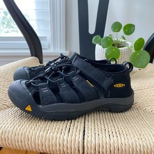 Keen Newport H2 Sandal -kids size 2